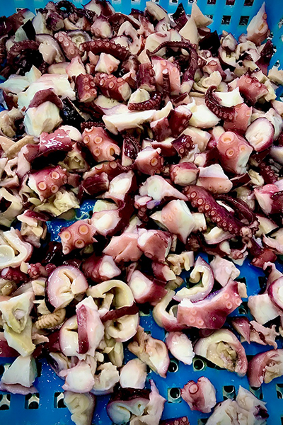 Linea preparazione e confezionamento insalata di mare